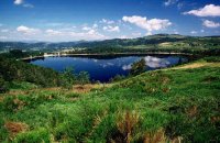 Lac d'Issarles chambres hotes Calmeraie Ardeche Gerbier de Jonc Ray-Pic France
